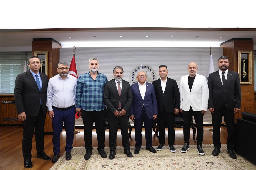 Başkan Büyükkılıç, Kayseri Gazeteciler Cemiyeti Yönetimini Ağırladı Başkan Büyükkılıç, Kayseri Gazeteciler Cemiyeti Yönetimini Ağırladı