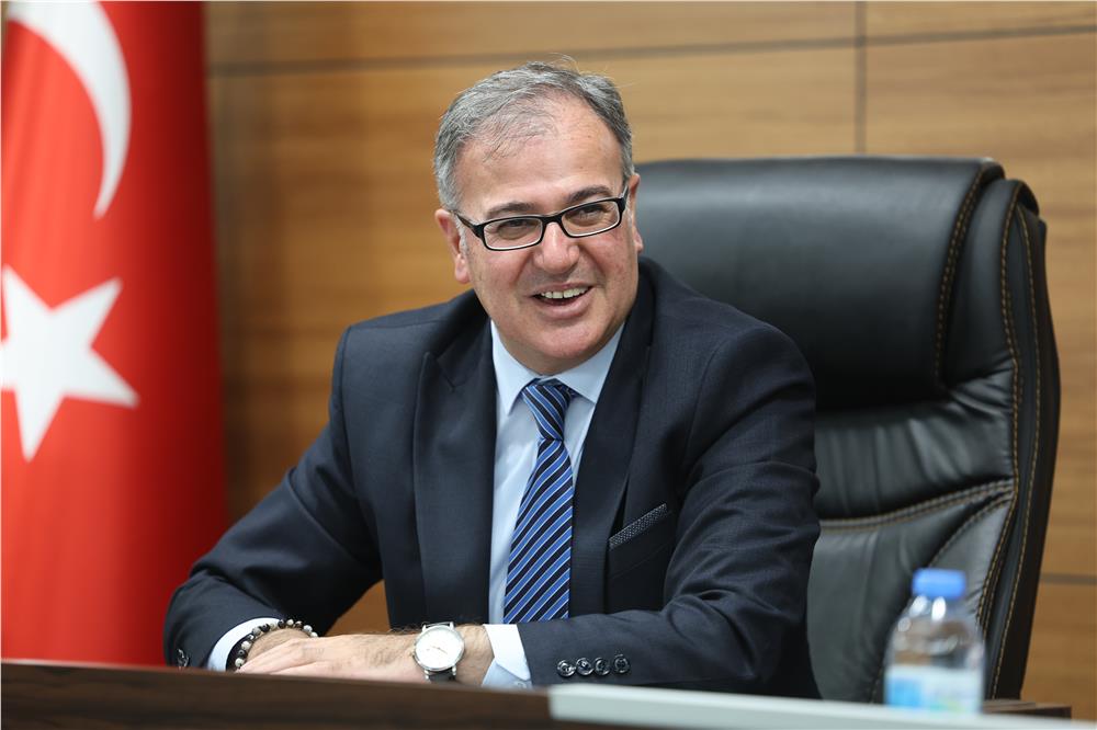 Başkan Özdoğan: Türk milleti, vatanına ve bayrağına sahip çıkarak tarih yazdı