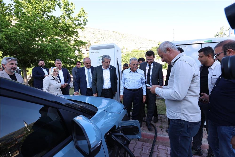 Kayseri Büyükşehir Belediyesi, elektrikli araç şarj istasyonunu 120'ye çıkaracak Kayseri Büyükşehir Belediyesi, elektrikli araç şarj istasyonunu 120'ye çıkaracak