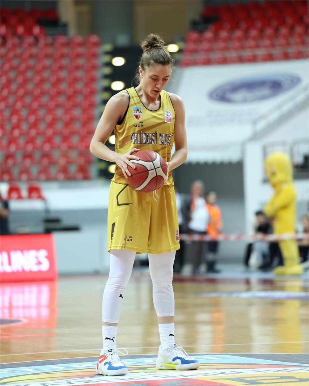 Melikgazi Kayseri Basketbol'da 2 transfer birden Melikgazi Kayseri Basketbol'da 2 transfer birden