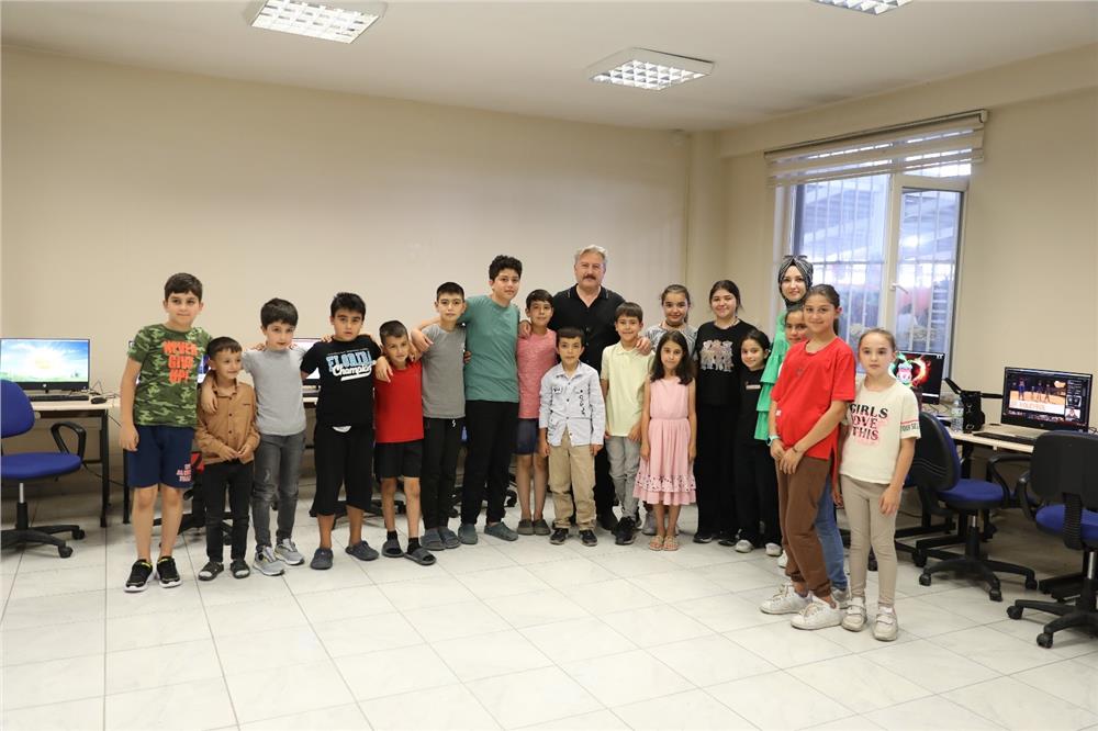 Melikgazi’den ilçeye vizyon katan birbirinden güzel sosyal tesisler