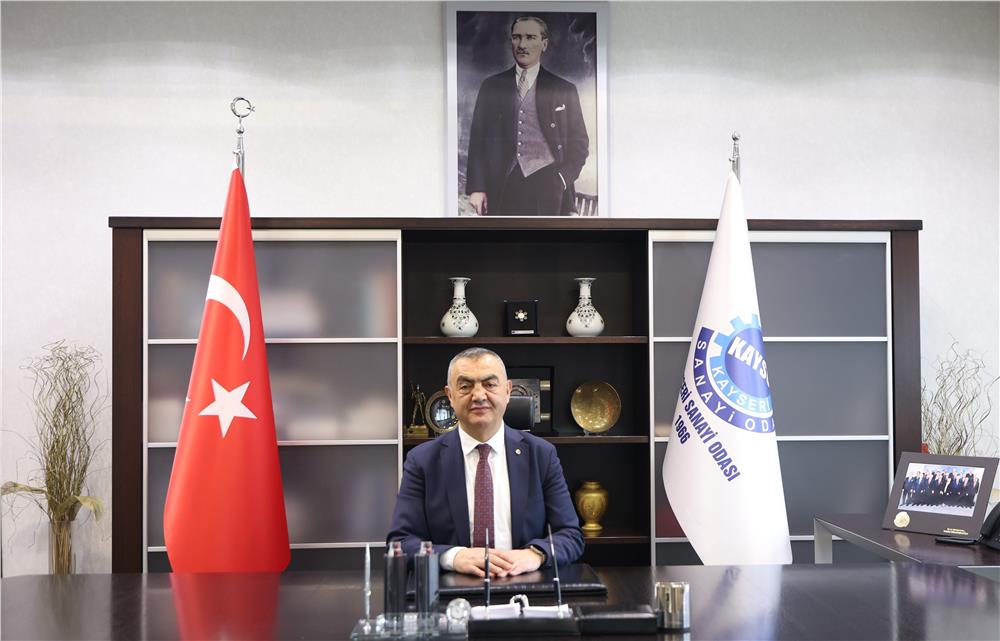 Büyüksimitci: Ailenin temel direği gelecek nesillerimizin mimarı olan kadınlarımızdır