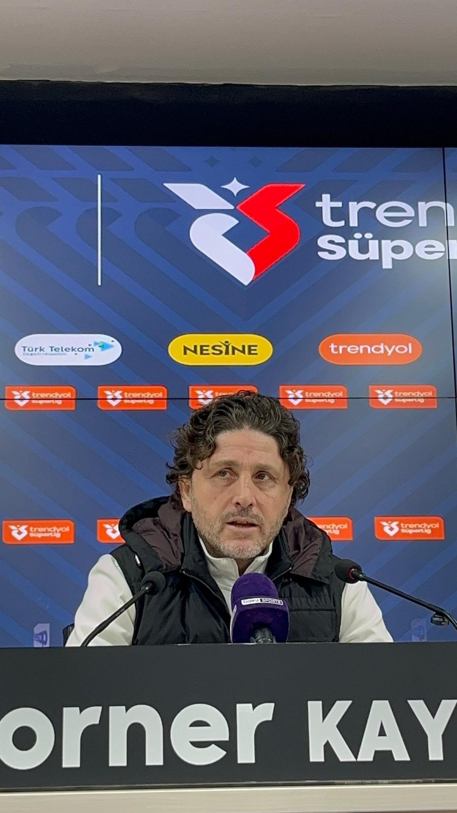 Fatih Tekke: Kazanmamız gereken bir maçı kazandık