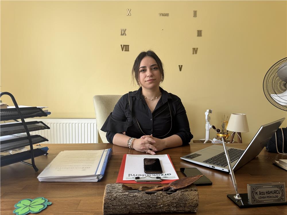 "Aidiyet" hissi çocukları dijital mahallelere yönlendiriyor