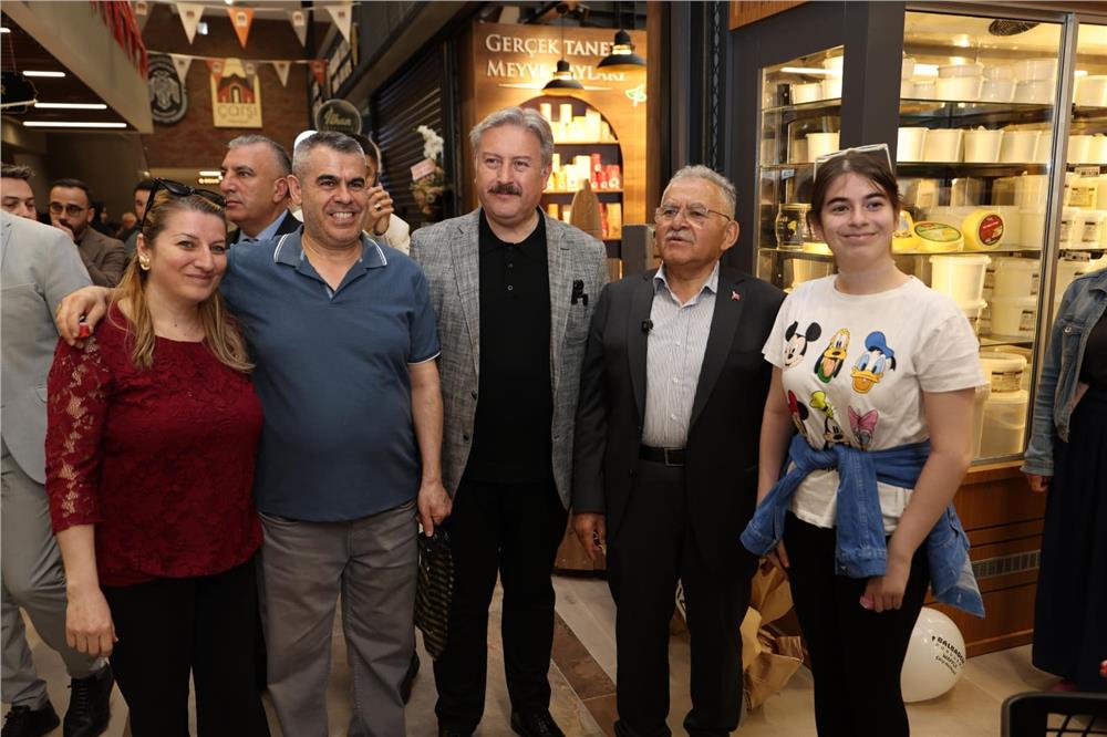 Başkan Büyükkılıç’tan Çarşı Melikgazi’ye ziyaret