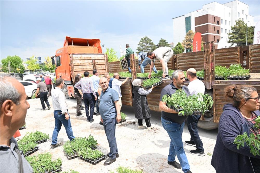KTB’den 30 bin fidelik dev destek: Eğitimden üretime, üretimden berekete