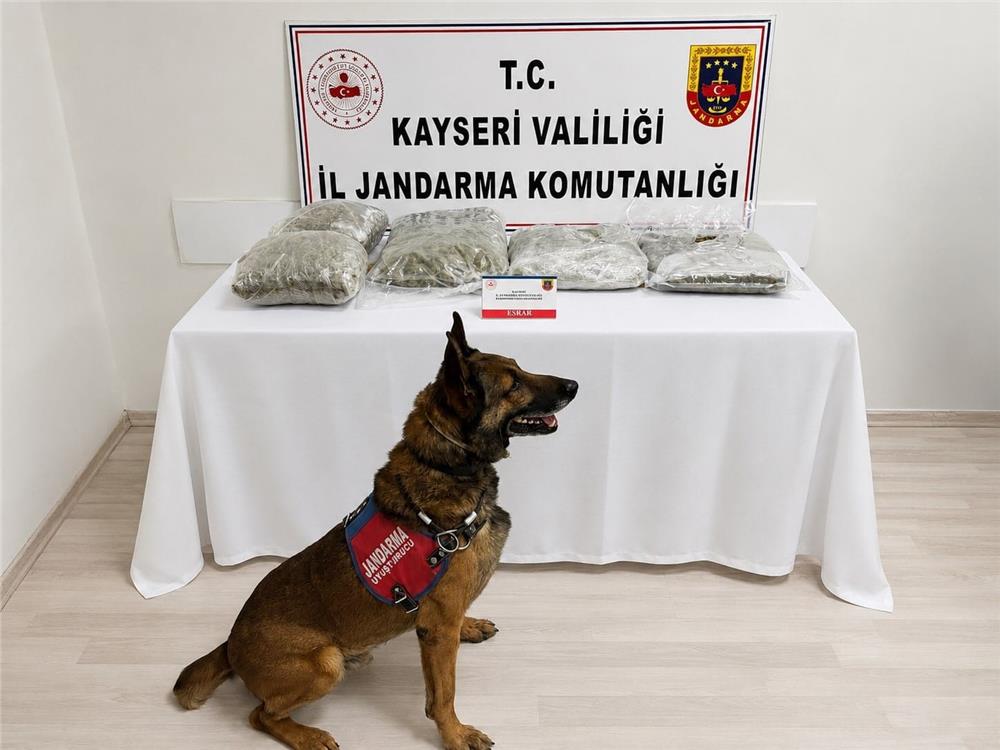 Uyuşturucuyla yakalanan CHP