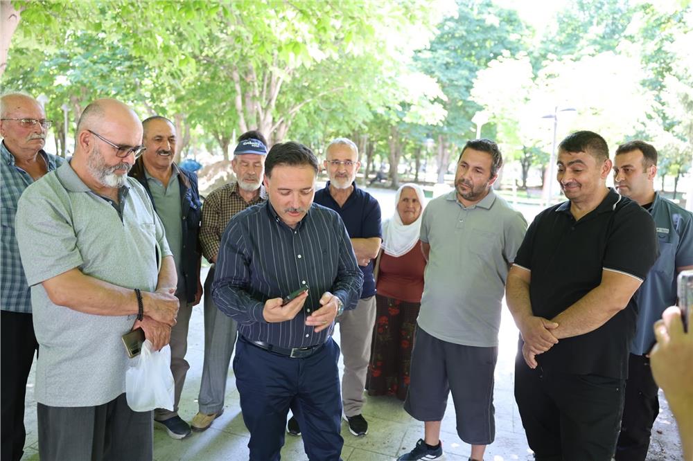 Vali Çiçek vatandaşlarla buluştu