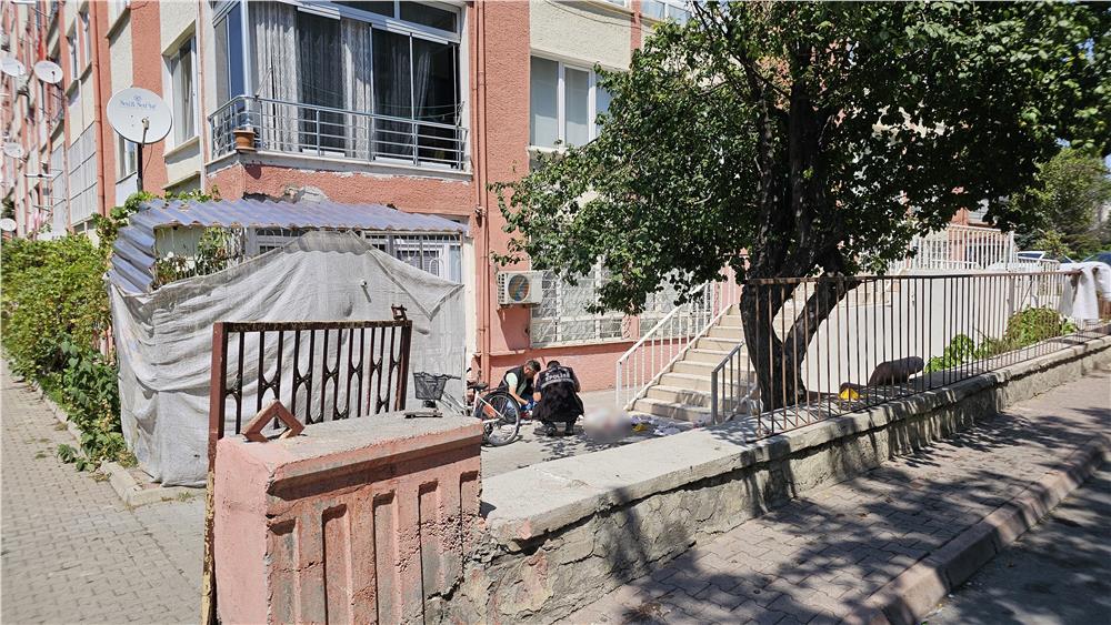 Boşanma aşamasındaki eşe kanlı pusu