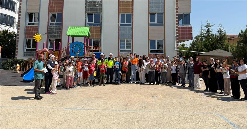 Develi İlçe Jandarma Komutanlığı'ndan öğrencilere trafik eğitimi