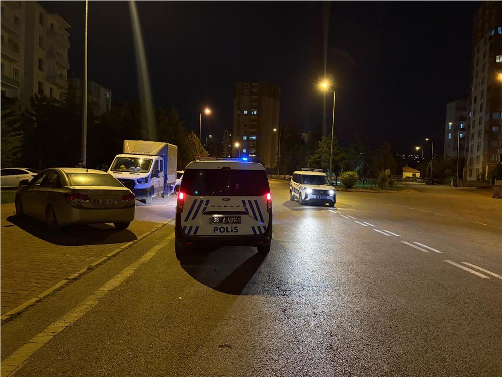 Kayseri’de komşular arası kaldırım taşlı kavga: 1 ağır yaralı