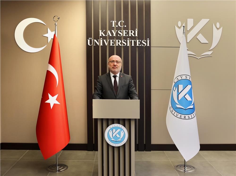 KAYÜ Rektörü Prof. Dr. Kurtuluş Karamustafa