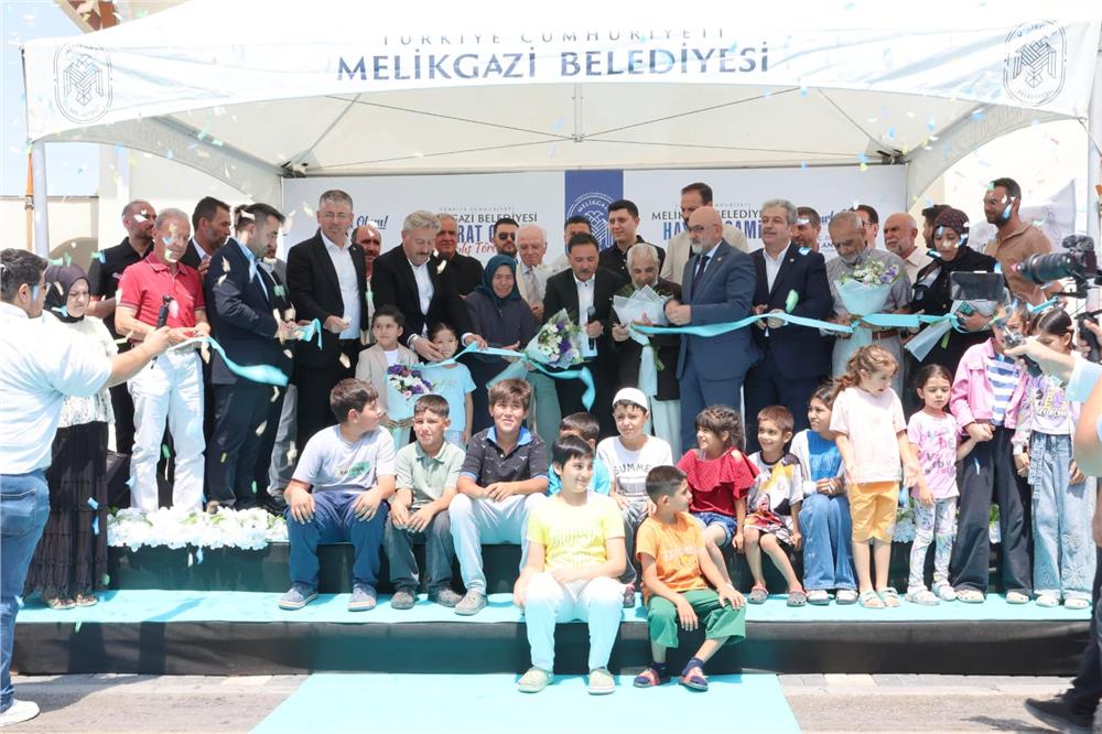 Melikgazi Belediyesi Hayrat Camii’yi İbadete Açtı