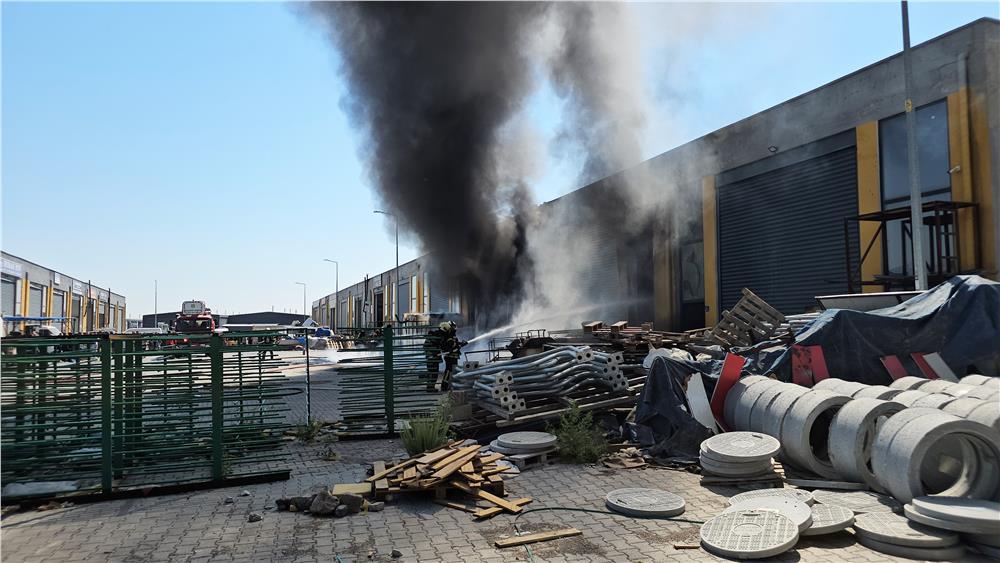 Sünger atölyesi alevlere teslim oldu