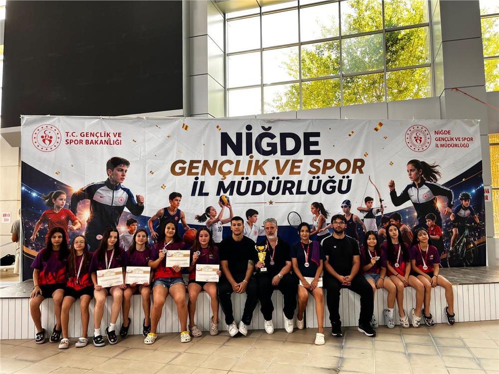Kayseri’nin sultanları ANALİG’de Türkiye ikincisi oldu