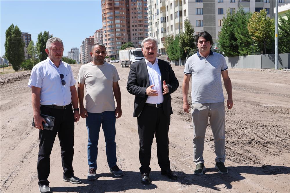 Yıldırım Beyazıt Mahallesi yeni yollarla daha güzelleşiyor