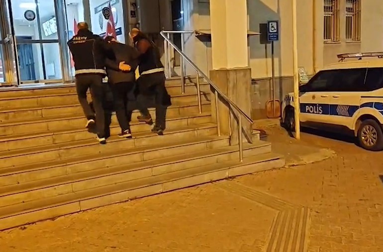 9 ilde aranan firari şahıs Kayseri'de yakalandı