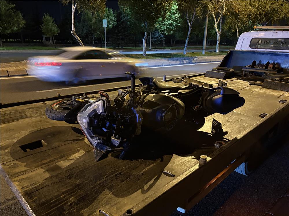 Motosiklet kazasında ağır yaralanan sürücü hayatını kaybetti