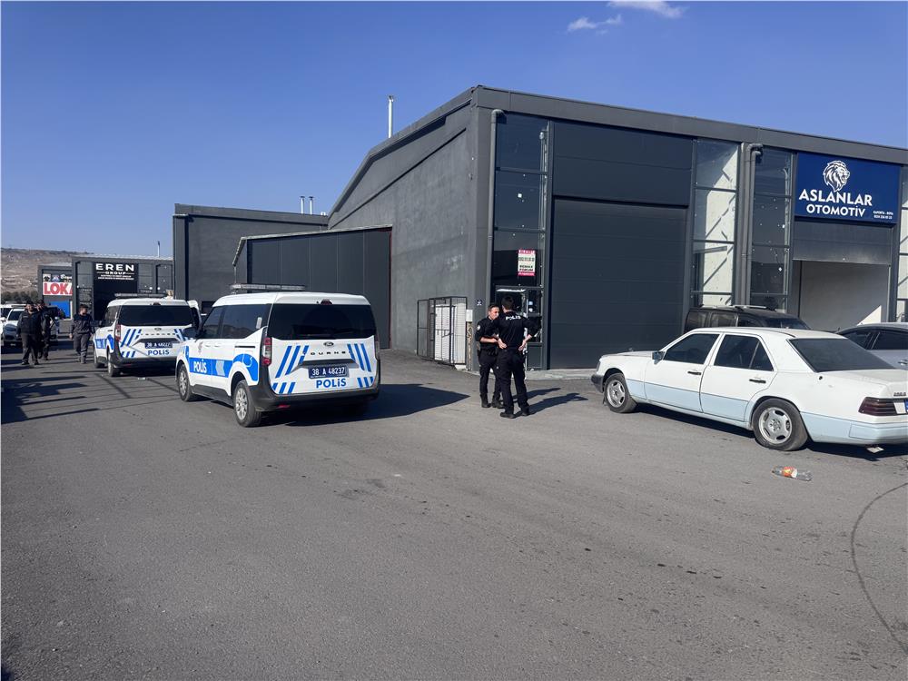 Tartıştığı kardeşini tüfekle vurdu
